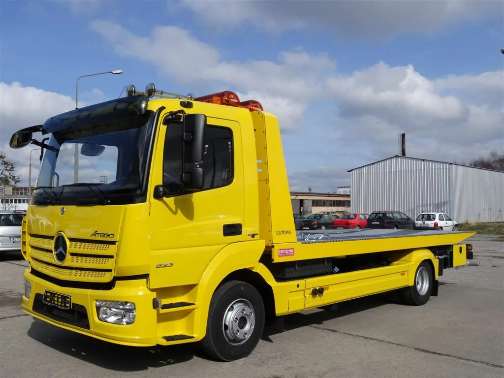 Грузовой эвакуатор Mercedes-Benz Actros 2645